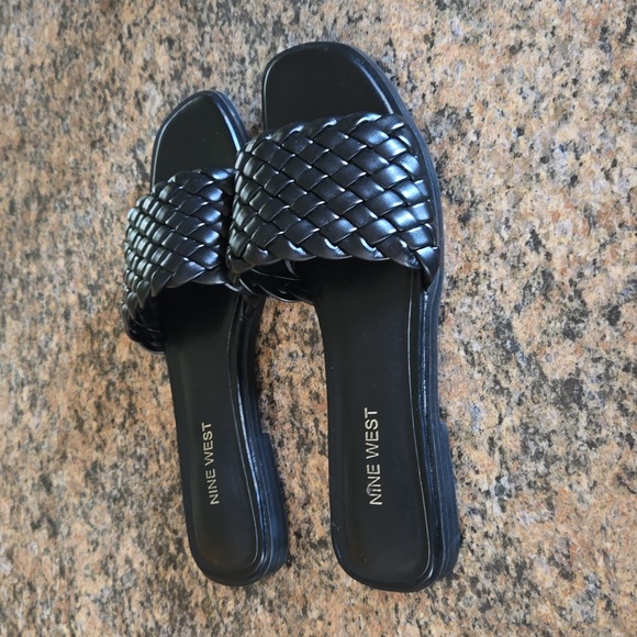 Womens Nine West Shoes - Size 8.5 - Picture 2 of 5